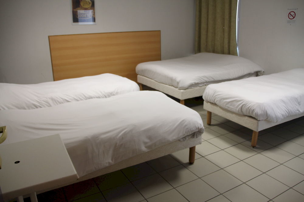 Cit'Hotel Restaurant Du Bowling De Мийо Экстерьер фото