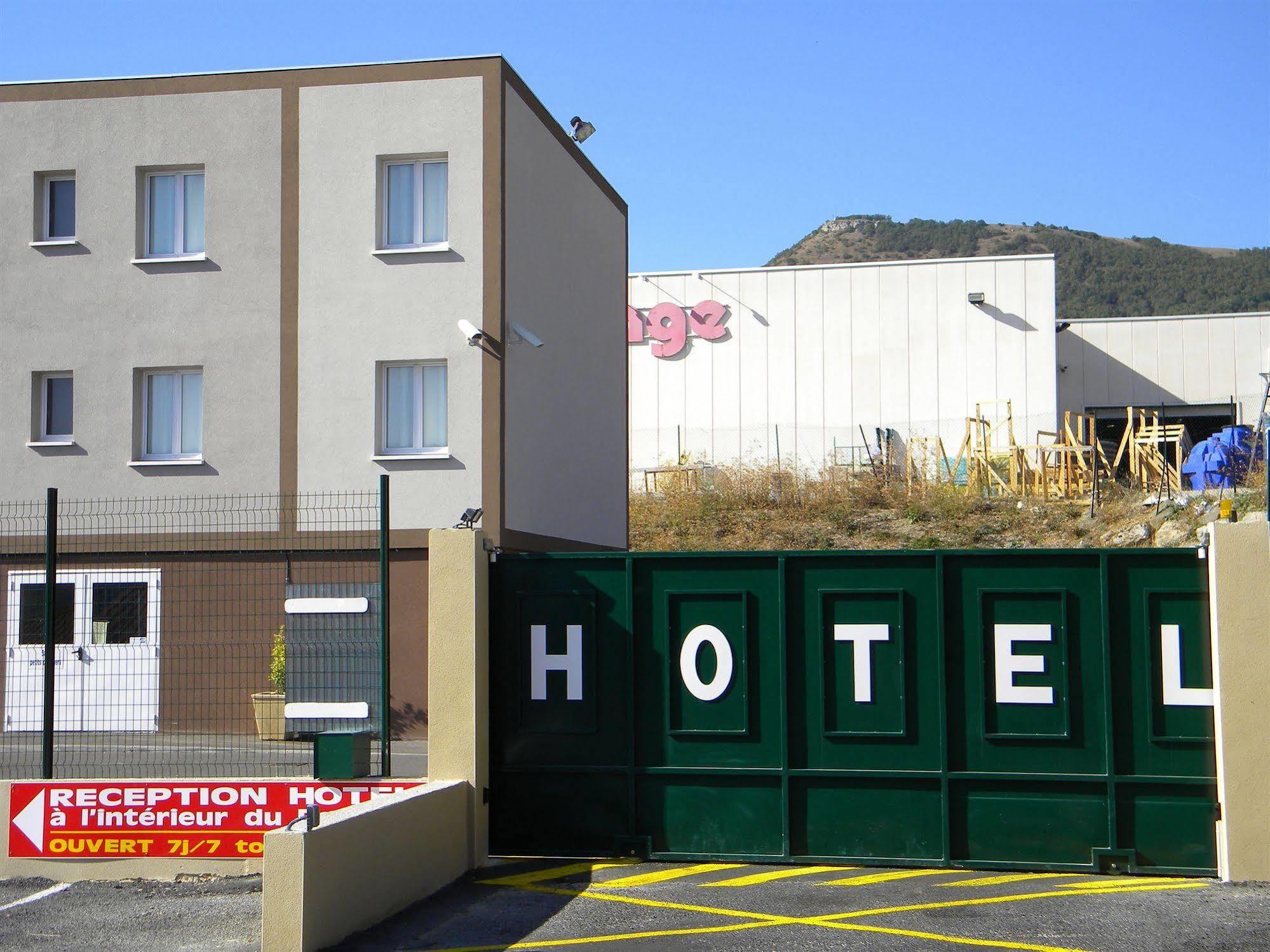 Cit'Hotel Restaurant Du Bowling De Мийо Экстерьер фото